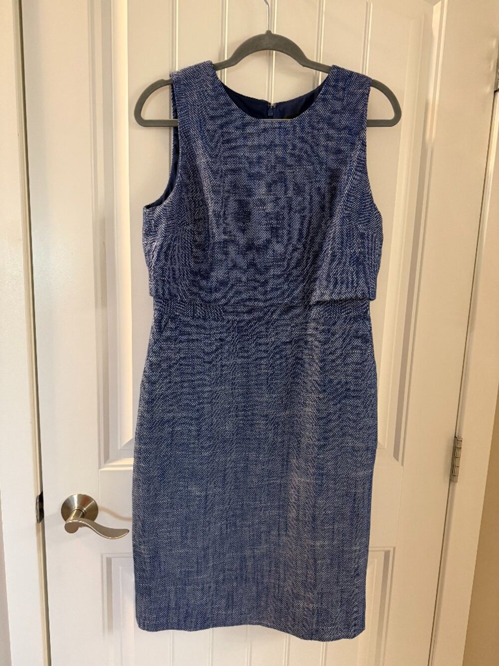 Sleeveless Business dress